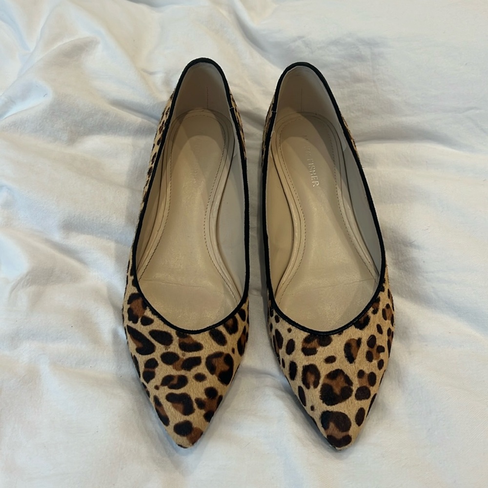 Marc Fisher Leopard Flats